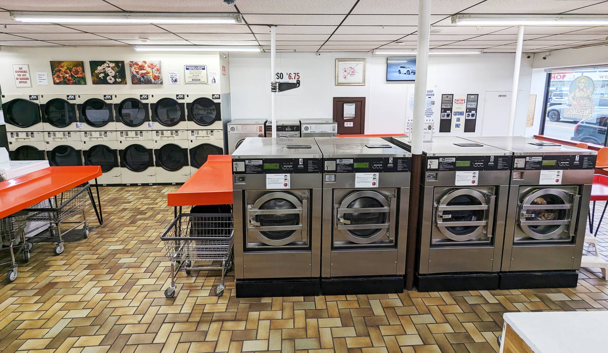 Clean Homestyle Laundry laundromat interior